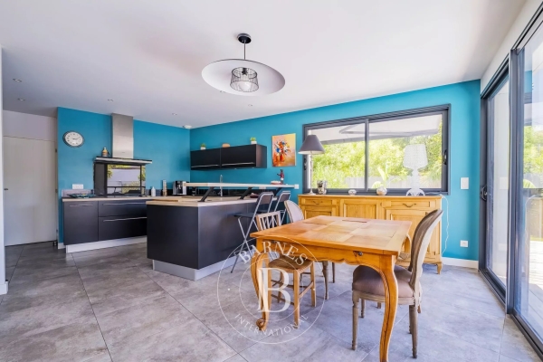 Maison de luxe à vendre à Bordeaux, 850 000 €, Photo 7
