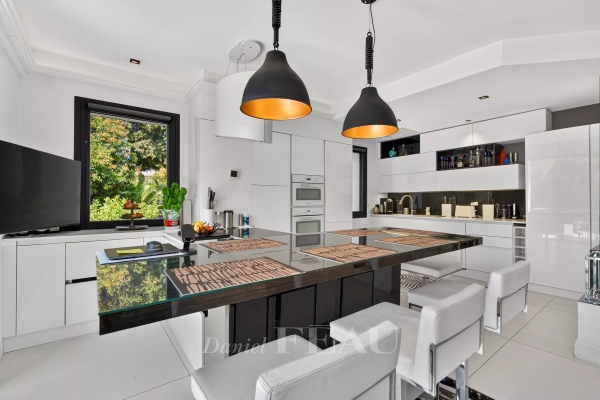 Maison de luxe à vendre à Juan-les-Pins, 2 660 000 €, Photo 7