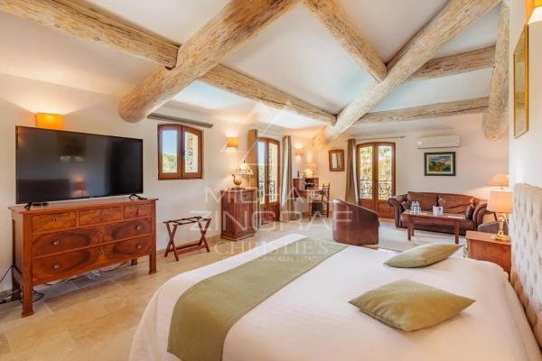 Luxury House for sale in Le Castellet, 9 975 000 €, Photo 7