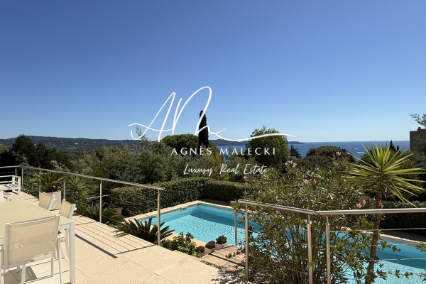 Maison de luxe à vendre à Cavalaire-sur-Mer, 1 970 000 €, Photo 1