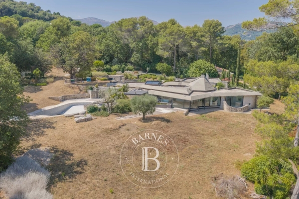 Luxury House for sale in Saint-Paul-de-Vence, 12 000 000 €, Photo 1