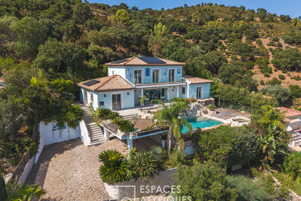 Luxury House for sale in Hyères, 1 620 000 €, Photo 1