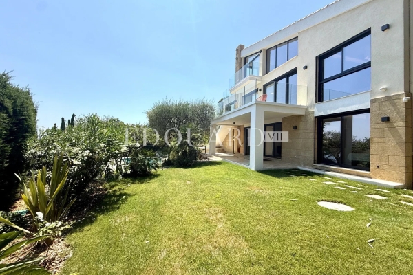 Maison de luxe à vendre à Roquebrune-Cap-Martin, 7 300 000 €, Photo 1