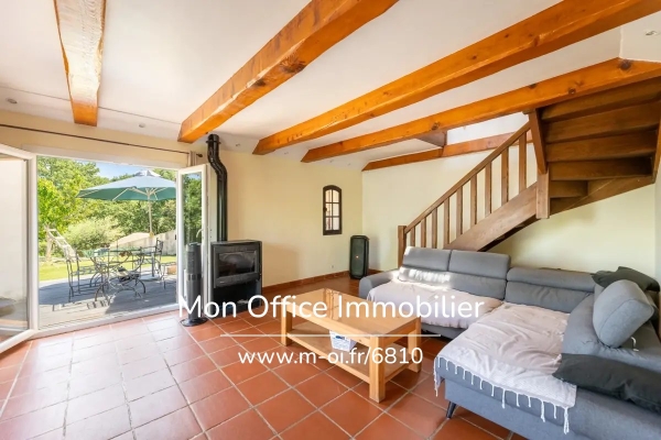 Maison de luxe à vendre à Mimet, 549 000 €, Photo 2