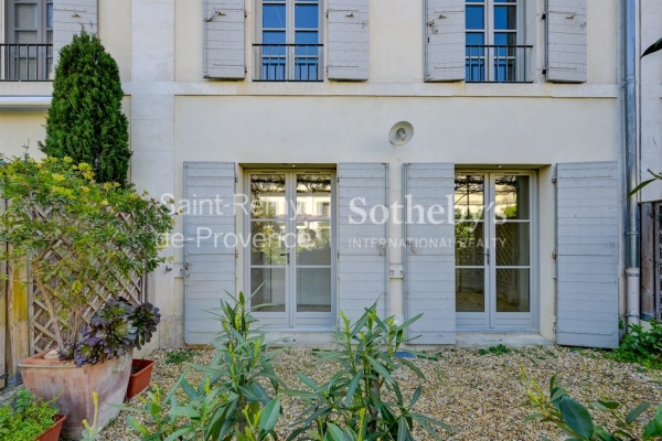 Maison de luxe à vendre à Saint-Rémy-de-Provence, 458 000 €, Photo 2
