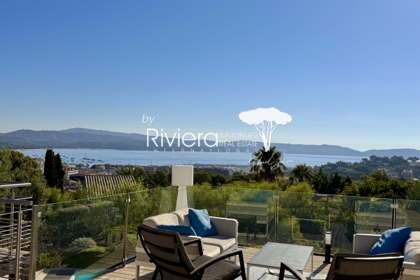 Maison de luxe à vendre à Cavalaire-sur-Mer, 2 200 000 €, Photo 3