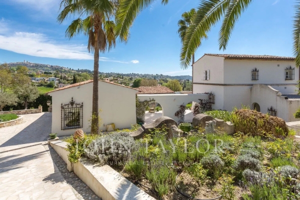 Maison de luxe à vendre à La Colle-sur-Loup, 3 300 000 €, Photo 3