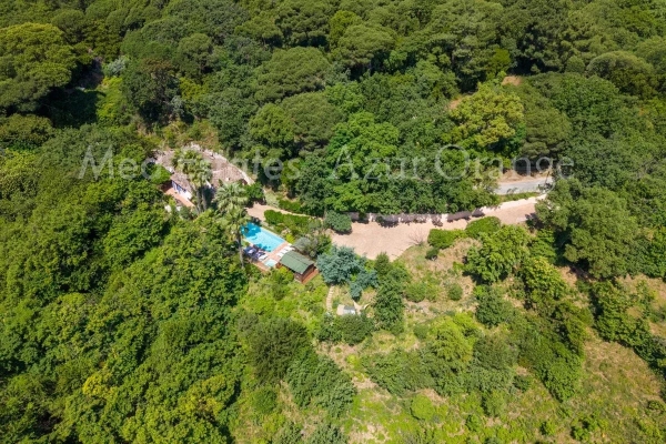 Luxury House for sale in La Garde-Freinet, 880 000 €, Photo 3