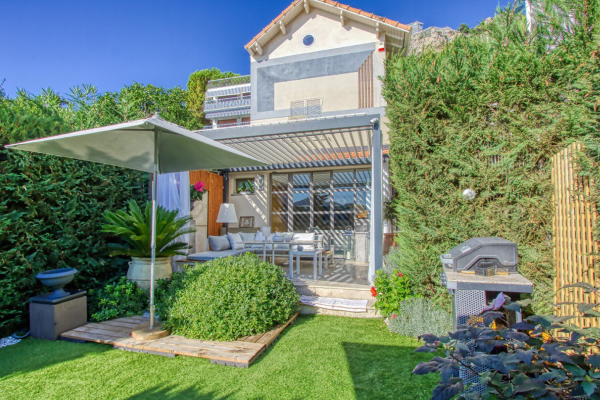 Maison de luxe à louer à Roquebrune-Cap-Martin, 6 000 €, Photo 1