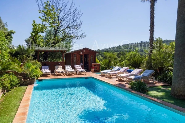 Luxury House for sale in La Garde-Freinet, 880 000 €, Photo 4