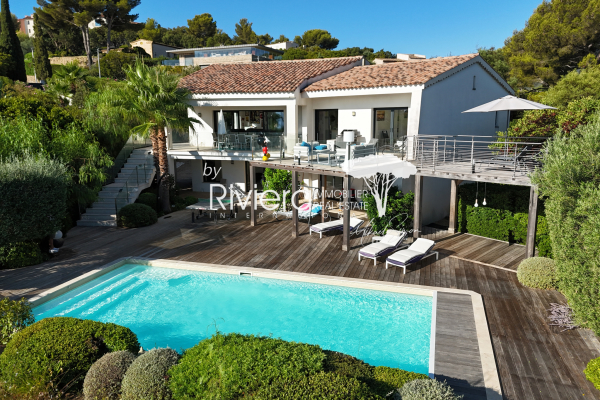 Maison de luxe à vendre à Cavalaire-sur-Mer, 2 200 000 €, Photo 6