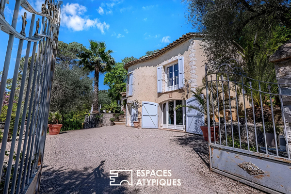 Maison de luxe à vendre à Le Rouret, 995 000 €, Photo 1