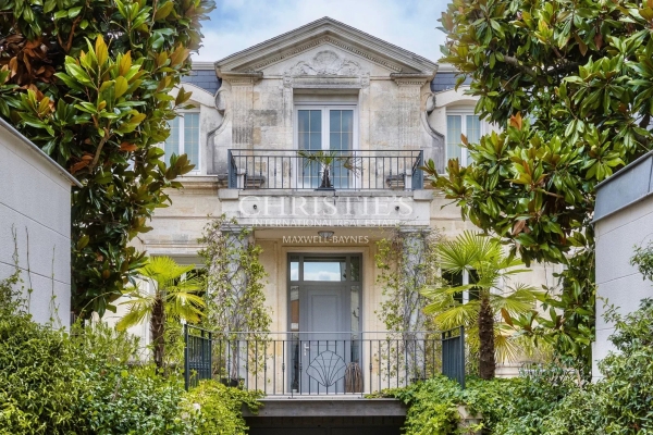 Luxury House for sale in Bordeaux, 1 745 000 €, Photo 1