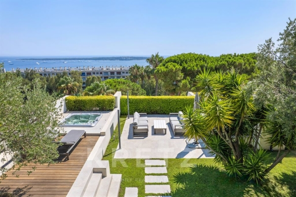 Luxury Apartment for sale in Cannes, 9 900 000 €, Photo 1