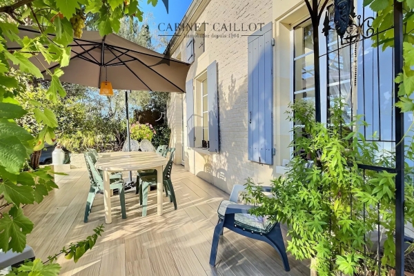Maison de luxe à vendre à Brives-sur-Charente, 399 000 €, Photo 1