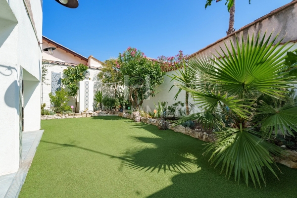 Maison de luxe à vendre à Le Golfe Juan, 675 000 €, Photo 3