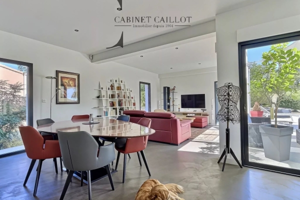 Maison de luxe à vendre à Varzay, 430 000 €, Photo 6