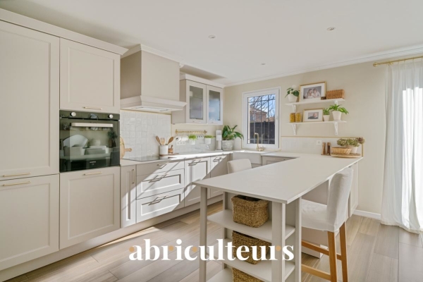 Maison de luxe à vendre à Aix-en-Provence, 624 990 €, Photo 7