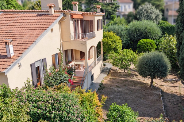 Luxury House for sale in Villefranche-sur-Mer, 1 890 000 €