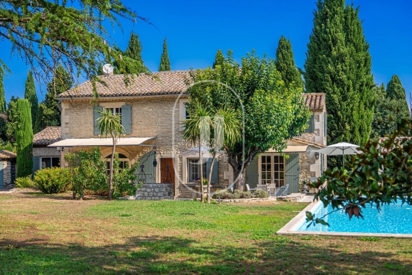 Maison de luxe à vendre à Saint-Rémy-de-Provence, 1 630 000 €, Photo 1