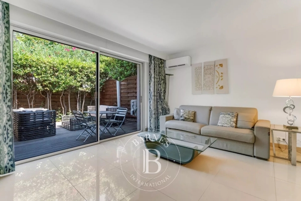 Appartement de luxe à vendre à Saint-Tropez, 570 000 €, Photo 1
