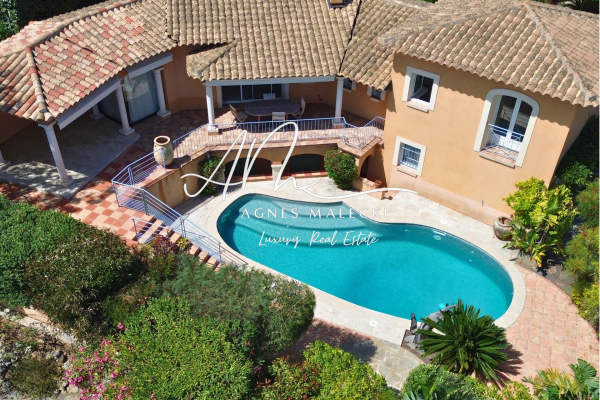 Maison de luxe à vendre à Le Lavandou, 1 490 000 €, Photo 1