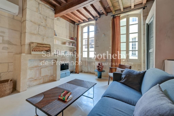 Maison de luxe à vendre à Arles, 320 000 €, Photo 1