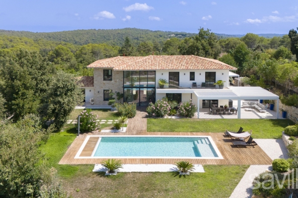 Maison de luxe à vendre à Roquefort-les-Pins, 2 990 000 €, Photo 1