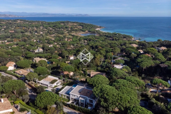 Maison de luxe à louer à Saint-Tropez, 165 000 €, Photo 1