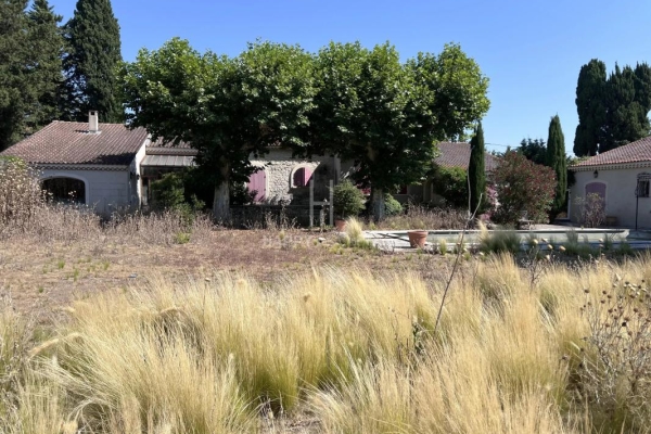 Maison de luxe à vendre à Mollégès, 819 000 €, Photo 2