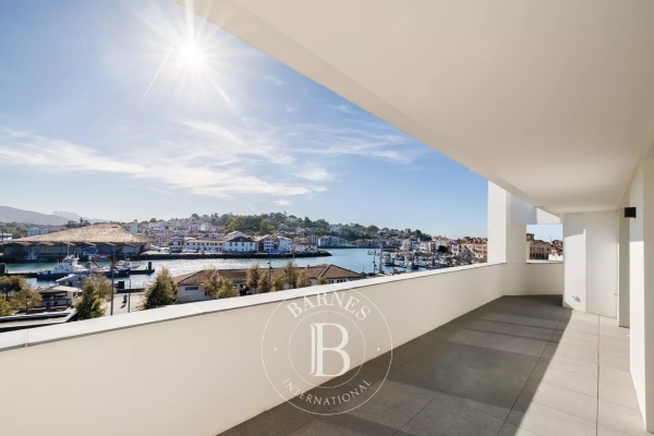 Luxury Apartment for sale in Saint-Jean-de-Luz, 7 630 000 €, Photo 3