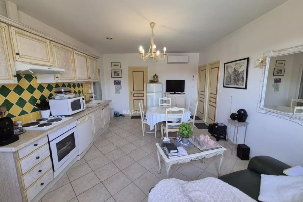 Appartement de luxe à vendre à Saint-Rémy-de-Provence, 310 000 €, Photo 4