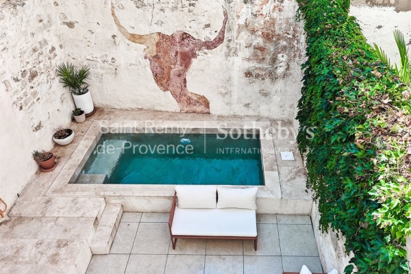Maison de luxe à vendre à Arles, 695 000 €, Photo 4