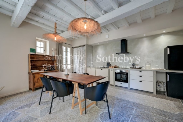 Maison de luxe à vendre à Arles, 450 000 €, Photo 5