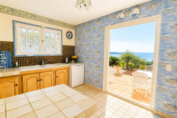 Maison de luxe à vendre à Agay, 1 260 000 €, Photo 6