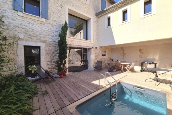 Appartement de luxe à vendre à Saint-Rémy-de-Provence, 795 000 €, Photo 1