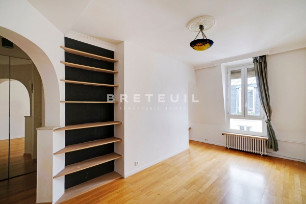 Appartement de luxe à vendre à Paris 7ème, 450 000 €, Photo 1