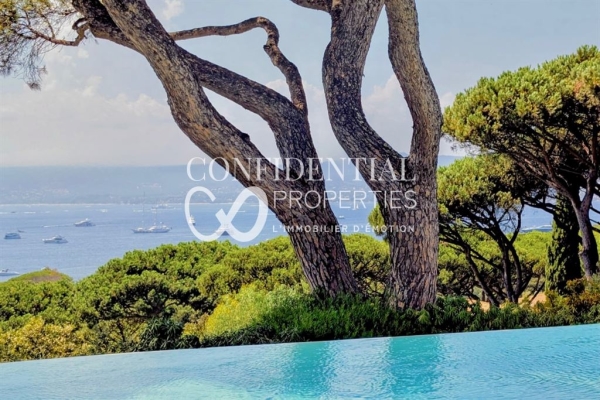 Maison de luxe à vendre à Saint-Tropez, 39 000 000 €, Photo 1
