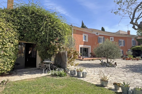 Maison de luxe à vendre à Roaix, 770 000 €, Photo 1