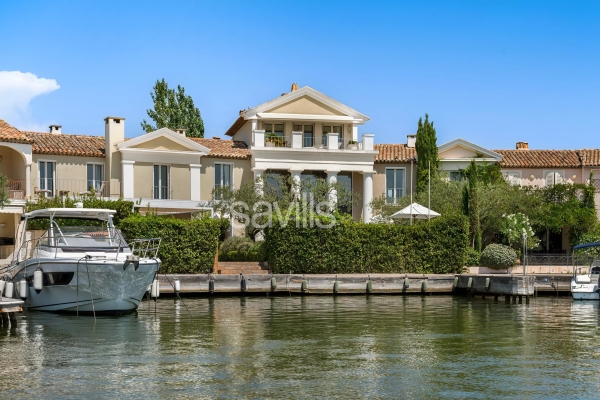 Maison de luxe à vendre à Grimaud, 15 000 000 €, Photo 1