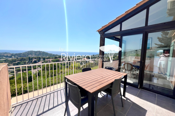 Appartement de luxe à vendre à Cavalaire-sur-Mer, 439 000 €, Photo 2