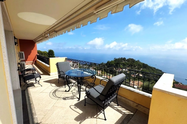 Luxury Apartment for rental in Èze, 4 500 €, Photo 2