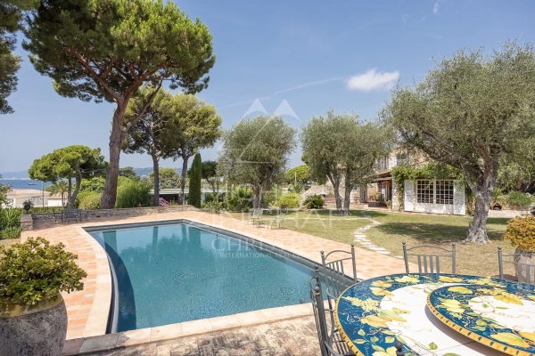 Luxury House for sale in Antibes, 13 800 000 €, Photo 3