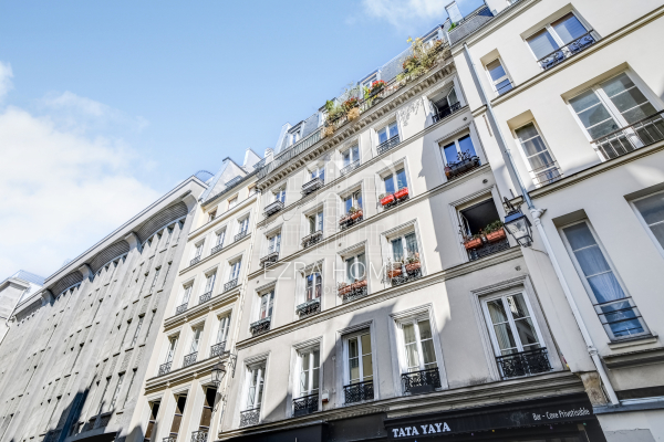 Luxury Apartment for sale in Paris 3ème, 1 045 000 €, Photo 3