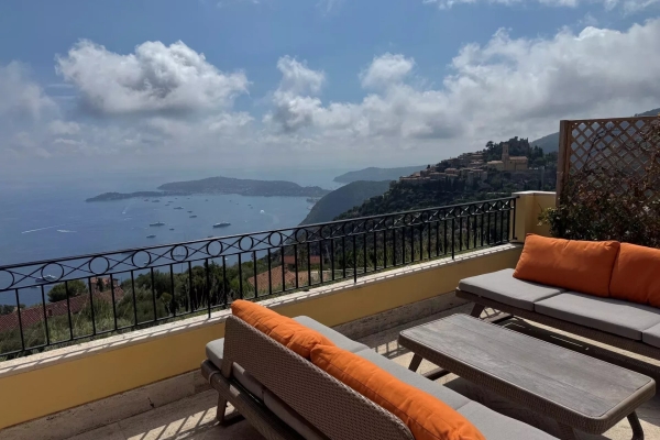 Luxury Apartment for rental in Èze, 4 500 €, Photo 3