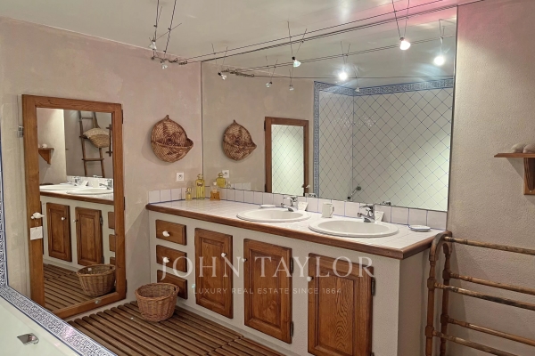 Luxury House for sale in Roaix, 770 000 €, Photo 6