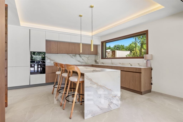Luxury House for sale in Tourrettes, 3 600 000 €, Photo 7
