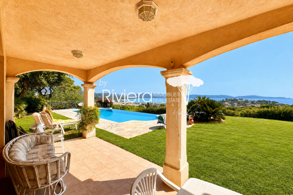 Maison de luxe à vendre à Cavalaire-sur-Mer, 2 685 000 €, Photo 1