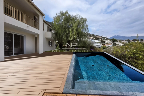 Luxury House for sale in Roquebrune-Cap-Martin, 2 500 000 €, Photo 1