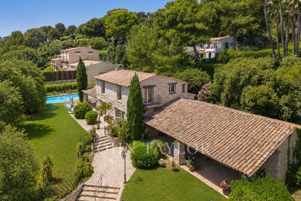 Luxury House for sale in La Colle-sur-Loup, 2 490 000 €, Photo 1